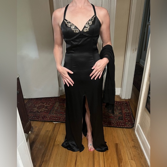 ‼️FIRM‼️EUVC Jovani 2 100% Silk Black Gown - Picture 10 of 12